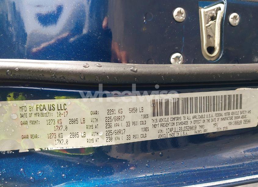 Photo 9 of 2018 Jeep Cherokee LATITUDE PLUS FWD (VIN 1C4PJLLB9JD520010)