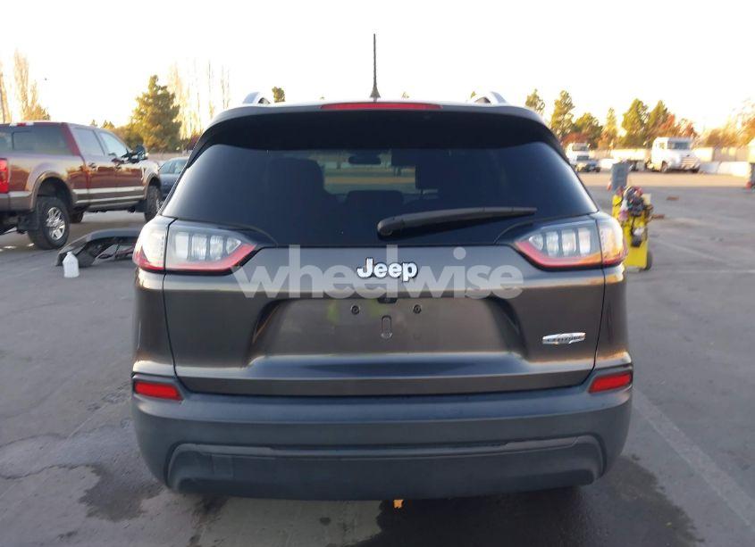 Photo 17 of 2019 Jeep Cherokee LATITUDE PLUS FWD (VIN 1C4PJLLB9KD130266)