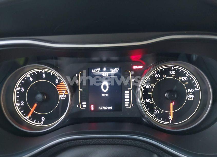 Photo 7 of 2019 Jeep Cherokee LATITUDE PLUS FWD (VIN 1C4PJLLB9KD130266)