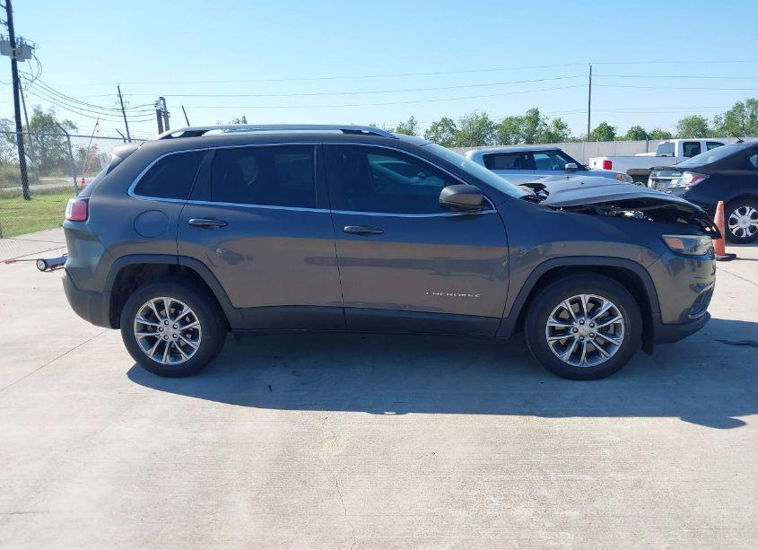 Photo 13 of 2019 Jeep Cherokee LATITUDE PLUS FWD (VIN 1C4PJLLB9KD215737)