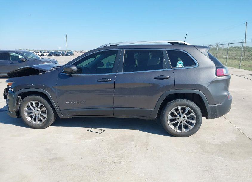 Photo 14 of 2019 Jeep Cherokee LATITUDE PLUS FWD (VIN 1C4PJLLB9KD215737)