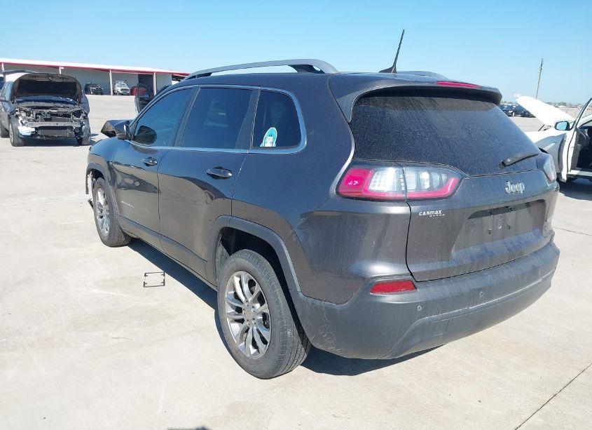 Photo 3 of 2019 Jeep Cherokee LATITUDE PLUS FWD (VIN 1C4PJLLB9KD215737)