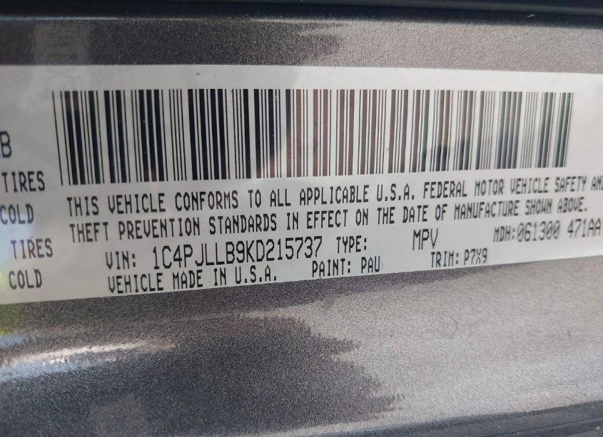 Photo 9 of 2019 Jeep Cherokee LATITUDE PLUS FWD (VIN 1C4PJLLB9KD215737)