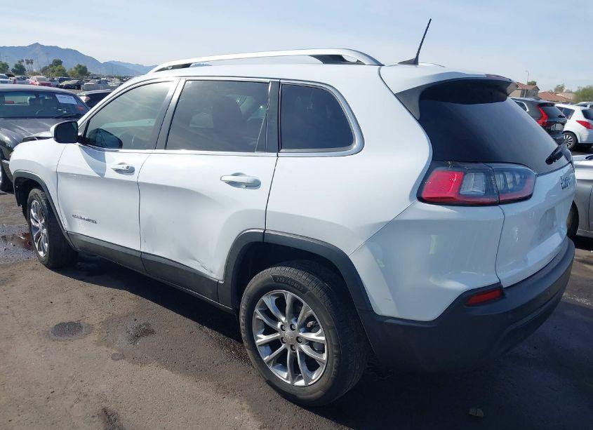 Photo 3 of 2019 Jeep Cherokee LATITUDE PLUS FWD (VIN 1C4PJLLB9KD225863)