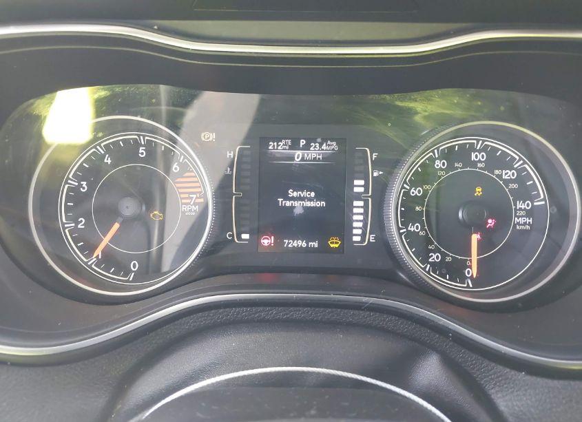 Photo 7 of 2019 Jeep Cherokee LATITUDE PLUS FWD (VIN 1C4PJLLB9KD225863)