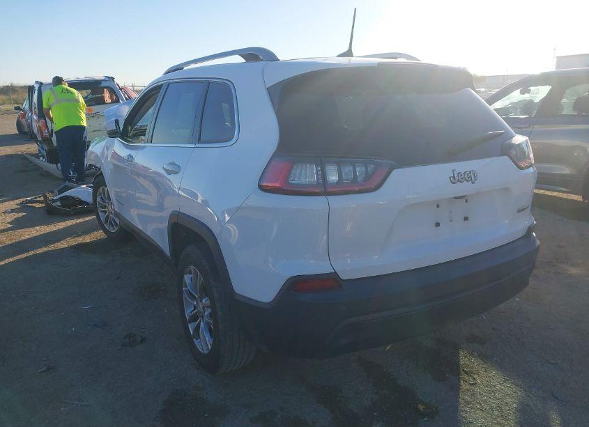 Photo 3 of 2019 Jeep Cherokee LATITUDE PLUS FWD (VIN 1C4PJLLB9KD312873)