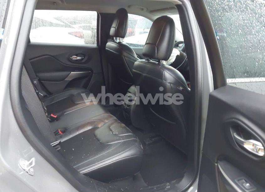 Photo 8 of 2020 Jeep Cherokee LATITUDE PLUS FWD (VIN 1C4PJLLB9LD514713)