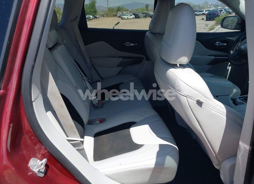 Photo 8 of 2020 Jeep Cherokee LATITUDE PLUS FWD (VIN 1C4PJLLB9LD585829)