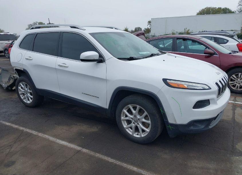 2018 Jeep Cherokee LATITUDE PLUS FWD (VIN 1C4PJLLBXJD510313) main photo