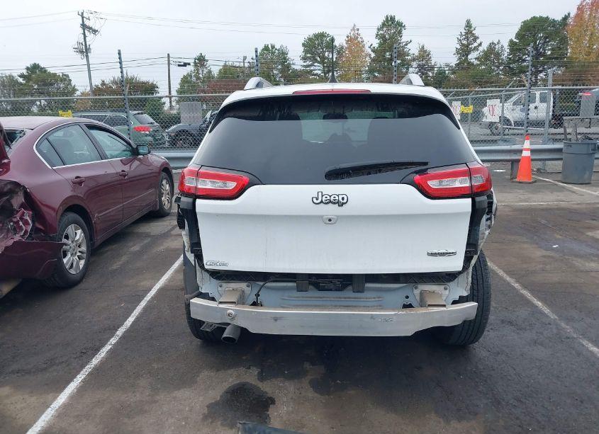 Photo 17 of 2018 Jeep Cherokee LATITUDE PLUS FWD (VIN 1C4PJLLBXJD510313)