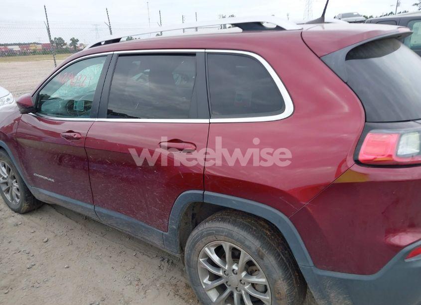 Photo 14 of 2019 Jeep Cherokee LATITUDE PLUS FWD (VIN 1C4PJLLBXKD290219)
