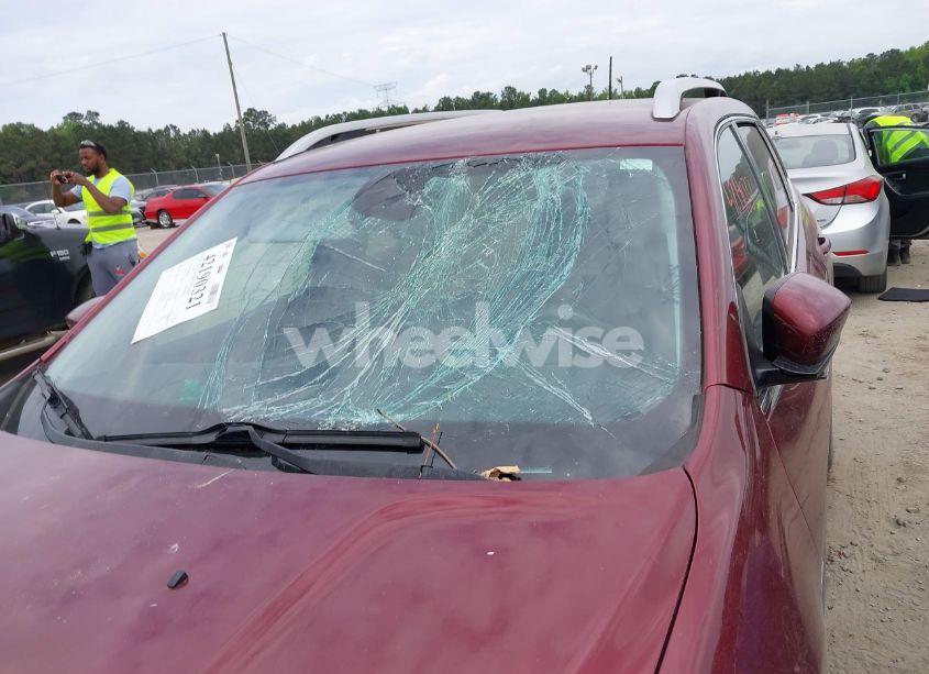 Photo 6 of 2019 Jeep Cherokee LATITUDE PLUS FWD (VIN 1C4PJLLBXKD290219)