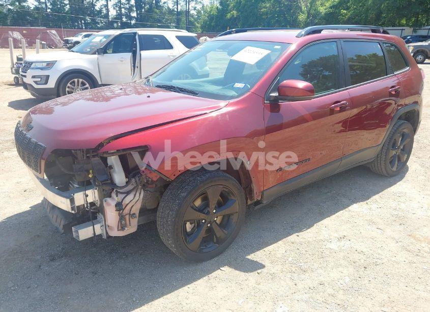 Photo 2 of 2019 Jeep Cherokee ALTITUDE FWD (VIN 1C4PJLLBXKD339435)
