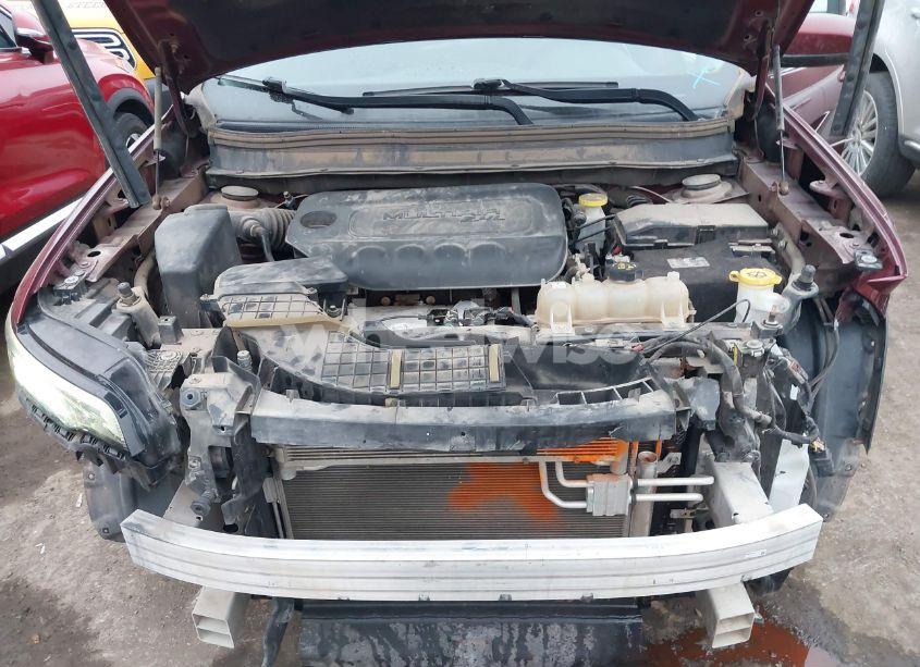 Photo 10 of 2019 Jeep Cherokee LATITUDE PLUS FWD (VIN 1C4PJLLBXKD420578)