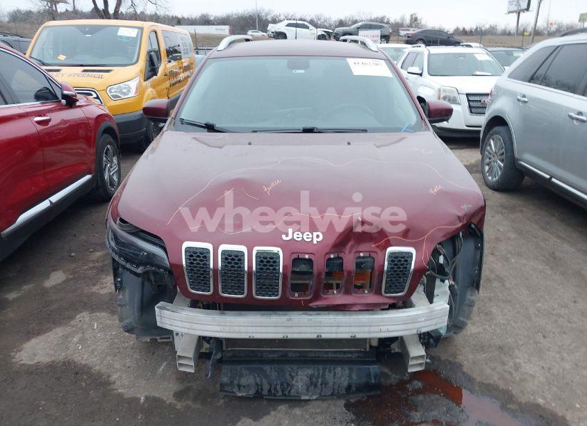 Photo 13 of 2019 Jeep Cherokee LATITUDE PLUS FWD (VIN 1C4PJLLBXKD420578)