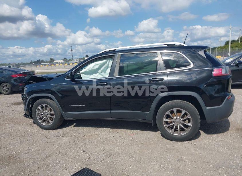 Photo 14 of 2019 Jeep Cherokee LATITUDE PLUS FWD (VIN 1C4PJLLN1KD171534)