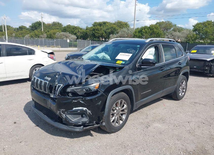 Photo 2 of 2019 Jeep Cherokee LATITUDE PLUS FWD (VIN 1C4PJLLN1KD171534)