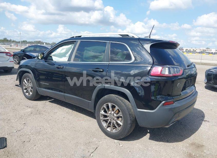 Photo 3 of 2019 Jeep Cherokee LATITUDE PLUS FWD (VIN 1C4PJLLN1KD171534)