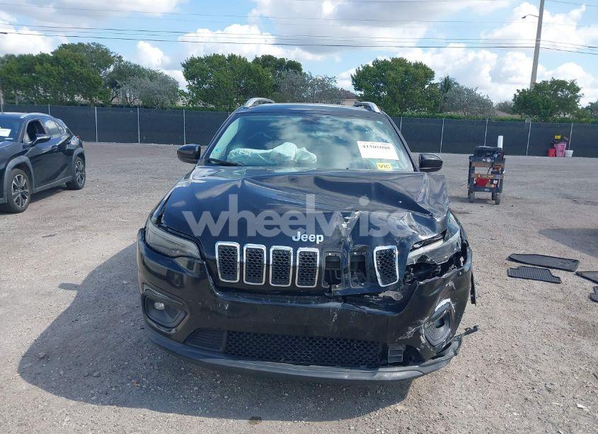 Photo 6 of 2019 Jeep Cherokee LATITUDE PLUS FWD (VIN 1C4PJLLN1KD171534)