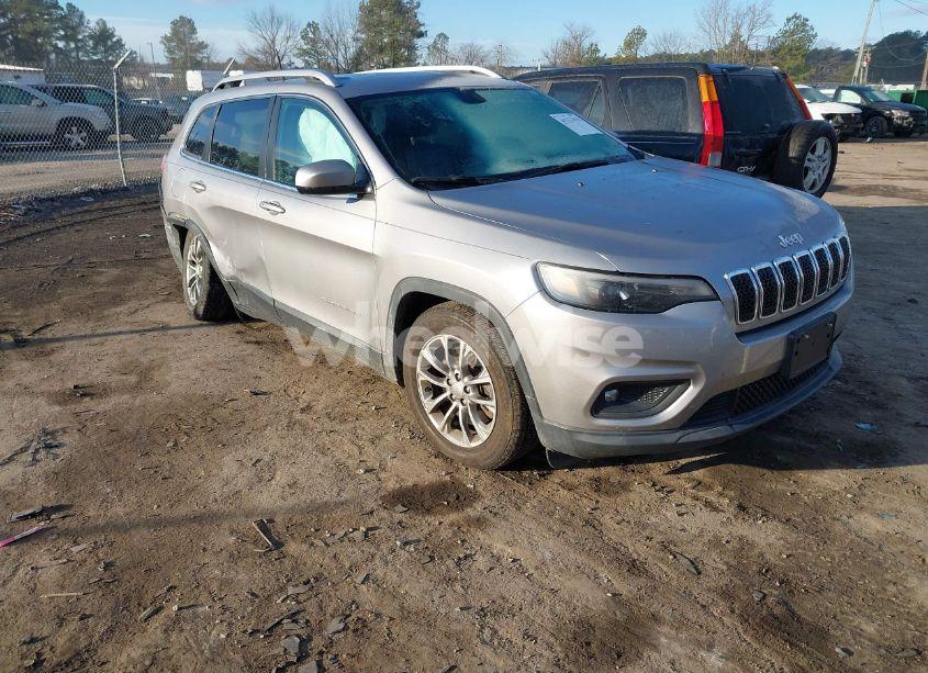 2019 Jeep Cherokee LATITUDE PLUS FWD (VIN 1C4PJLLN1KD196210) main photo