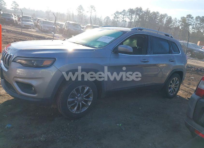 Photo 14 of 2019 Jeep Cherokee LATITUDE PLUS FWD (VIN 1C4PJLLN1KD196210)