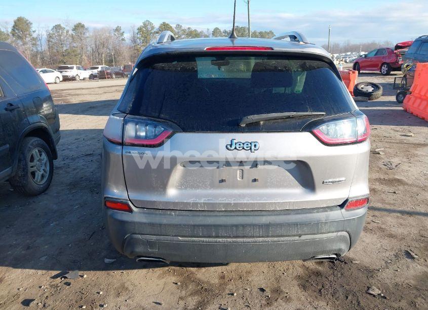 Photo 16 of 2019 Jeep Cherokee LATITUDE PLUS FWD (VIN 1C4PJLLN1KD196210)