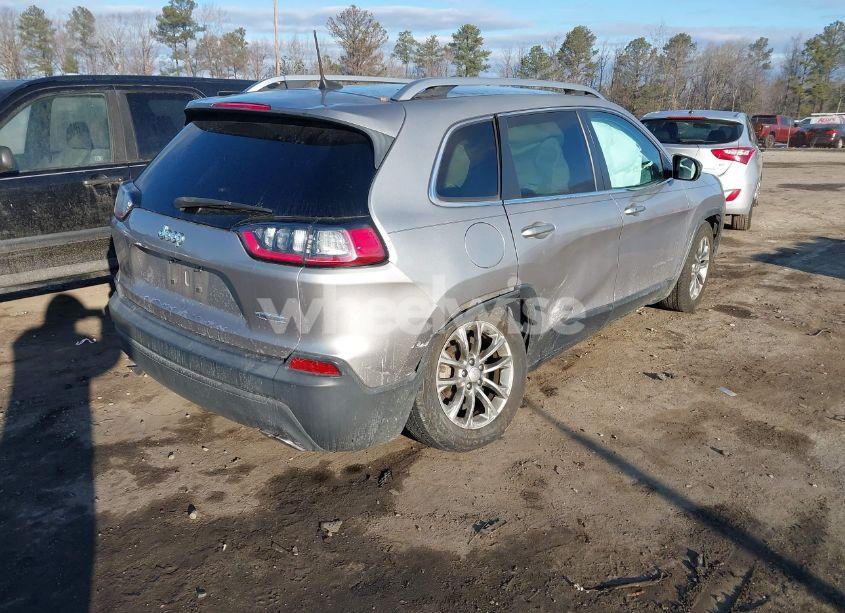 Photo 4 of 2019 Jeep Cherokee LATITUDE PLUS FWD (VIN 1C4PJLLN1KD196210)