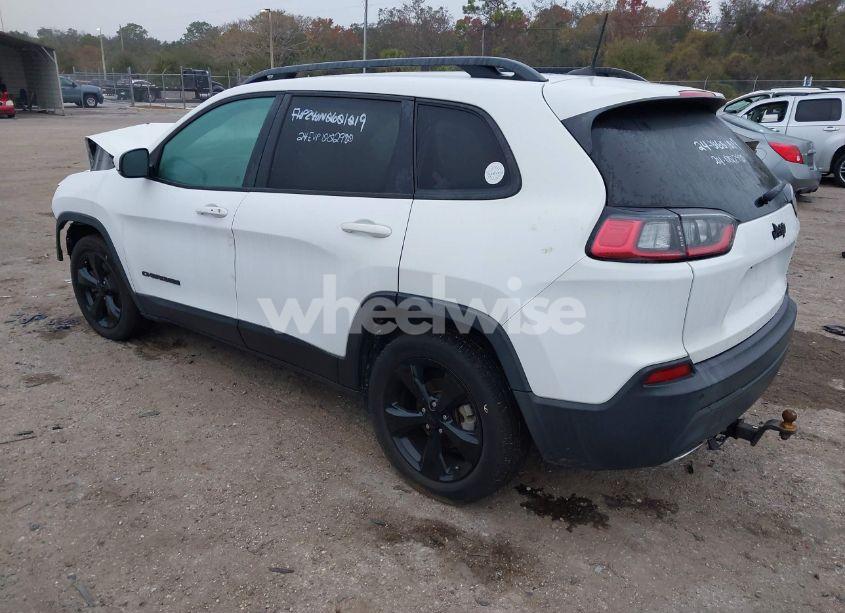 Photo 3 of 2019 Jeep Cherokee ALTITUDE FWD (VIN 1C4PJLLN4KD326237)