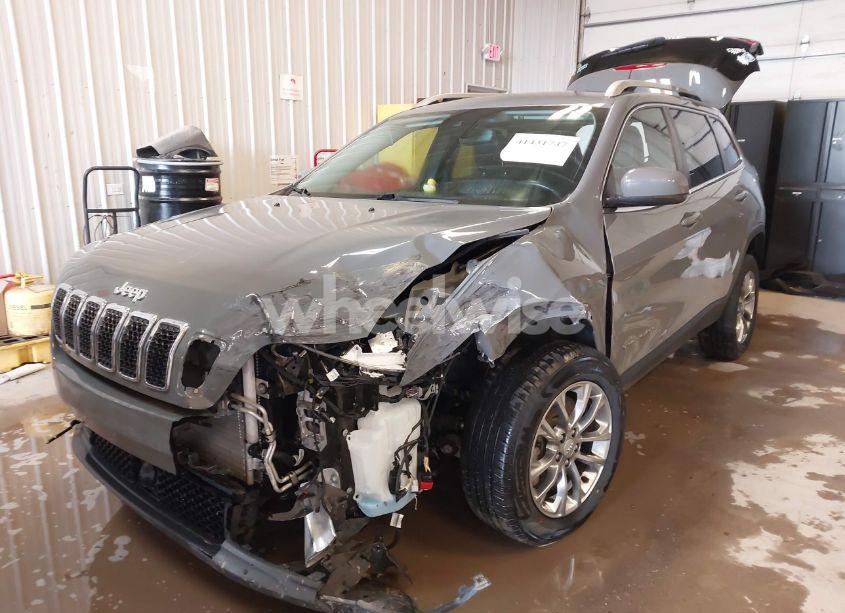 Photo 2 of 2020 Jeep Cherokee LATITUDE LUX FWD (VIN 1C4PJLLN5LD649066)