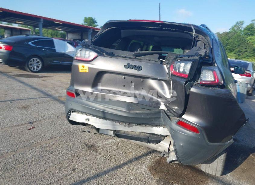 Photo 16 of 2019 Jeep Cherokee ALTITUDE FWD (VIN 1C4PJLLN9KD303312)