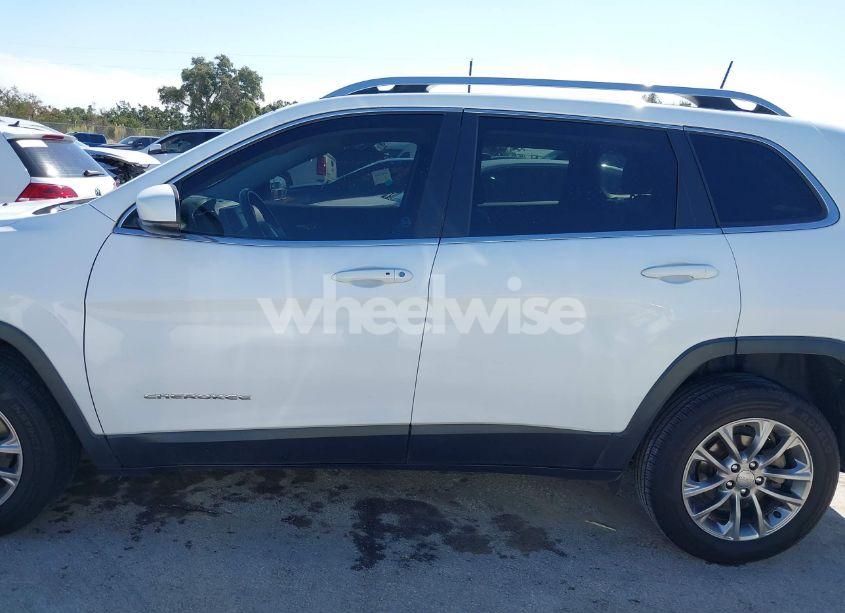 Photo 14 of 2019 Jeep Cherokee LATITUDE PLUS FWD (VIN 1C4PJLLNXKD290098)