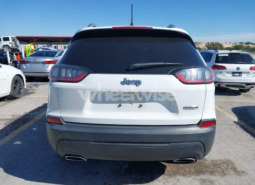Photo 16 of 2019 Jeep Cherokee LATITUDE PLUS FWD (VIN 1C4PJLLNXKD290098)
