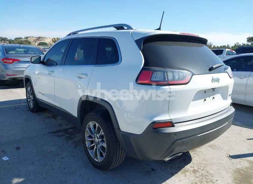 Photo 3 of 2019 Jeep Cherokee LATITUDE PLUS FWD (VIN 1C4PJLLNXKD290098)