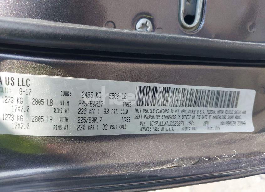 Photo 9 of 2018 Jeep Cherokee LATITUDE PLUS FWD (VIN 1C4PJLLX0JD523874)