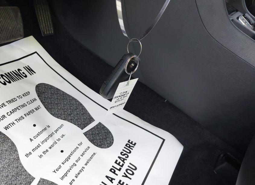 Photo 11 of 2019 Jeep Cherokee LATITUDE PLUS FWD (VIN 1C4PJLLX0KD241221)