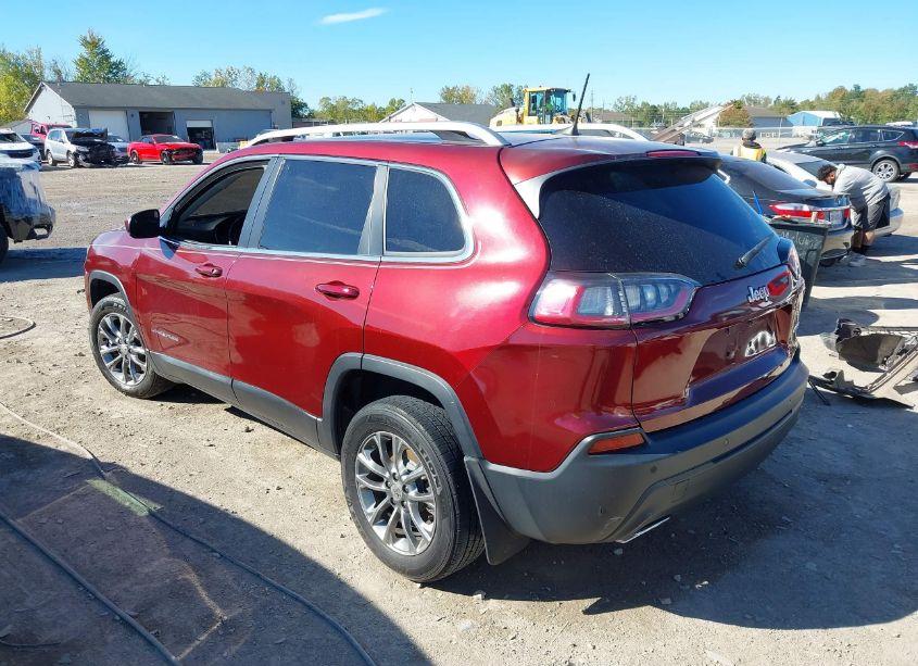 Photo 3 of 2019 Jeep Cherokee LATITUDE PLUS FWD (VIN 1C4PJLLX0KD241221)