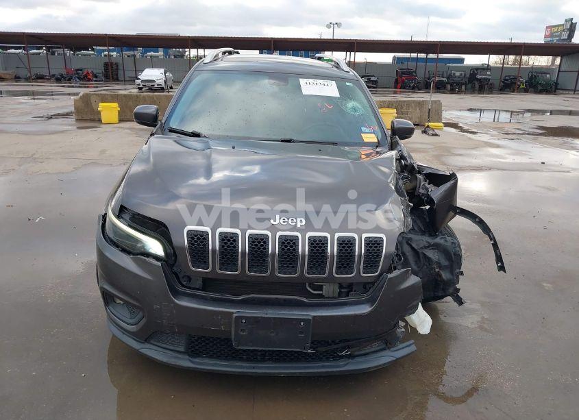 Photo 12 of 2019 Jeep Cherokee LATITUDE PLUS FWD (VIN 1C4PJLLX1KD241874)