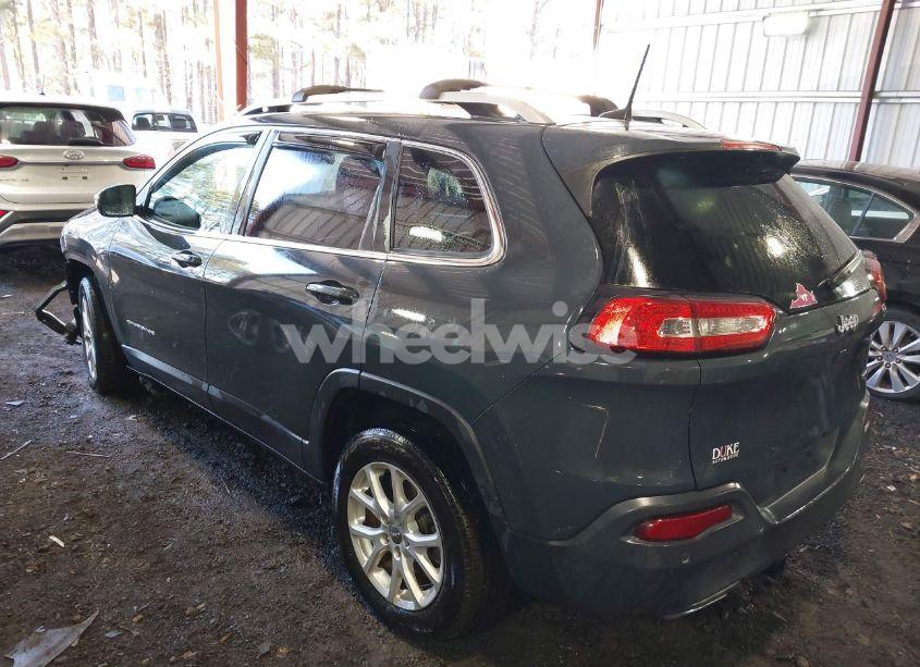 Photo 3 of 2018 Jeep Cherokee LATITUDE PLUS FWD (VIN 1C4PJLLX3JD573359)