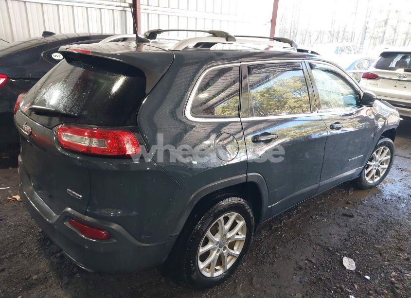 Photo 4 of 2018 Jeep Cherokee LATITUDE PLUS FWD (VIN 1C4PJLLX3JD573359)