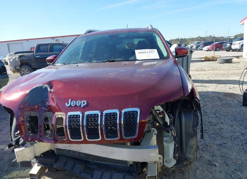 Photo 13 of 2019 Jeep Cherokee LATITUDE PLUS FWD (VIN 1C4PJLLX3KD263018)