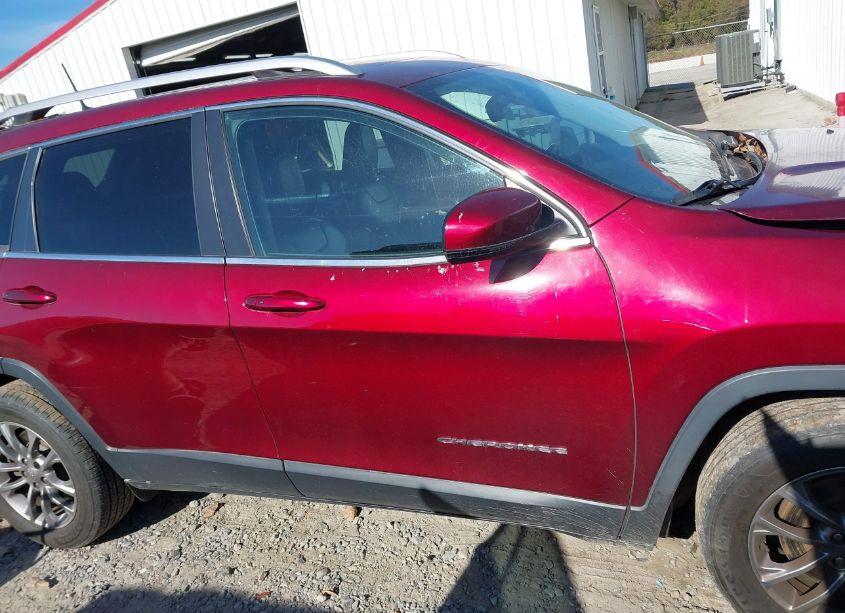 Photo 14 of 2019 Jeep Cherokee LATITUDE PLUS FWD (VIN 1C4PJLLX3KD263018)