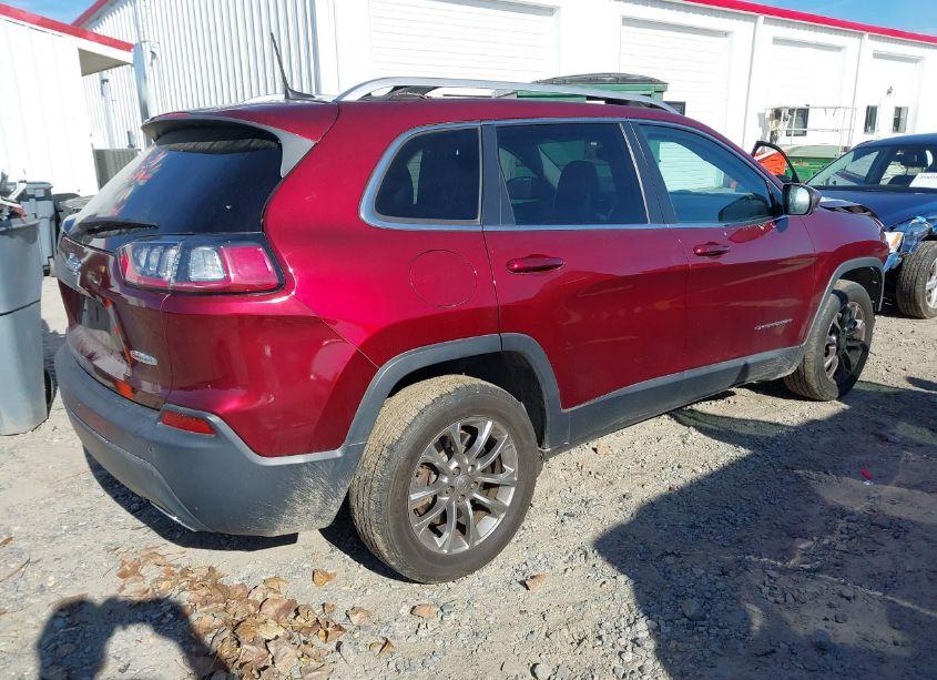 Photo 4 of 2019 Jeep Cherokee LATITUDE PLUS FWD (VIN 1C4PJLLX3KD263018)
