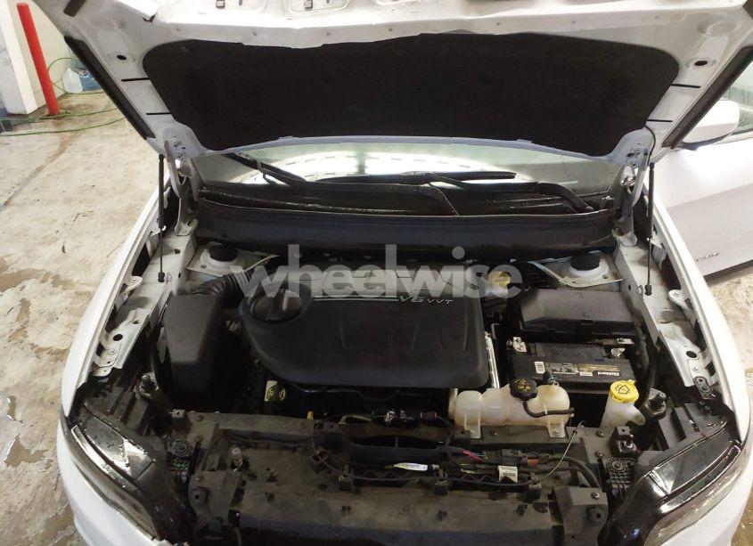 Photo 10 of 2020 Jeep Cherokee LATITUDE LUX FWD (VIN 1C4PJLLX3LD629528)