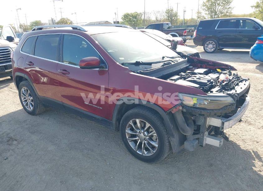 2019 Jeep Cherokee LATITUDE PLUS FWD (VIN 1C4PJLLXXKD120325) main photo