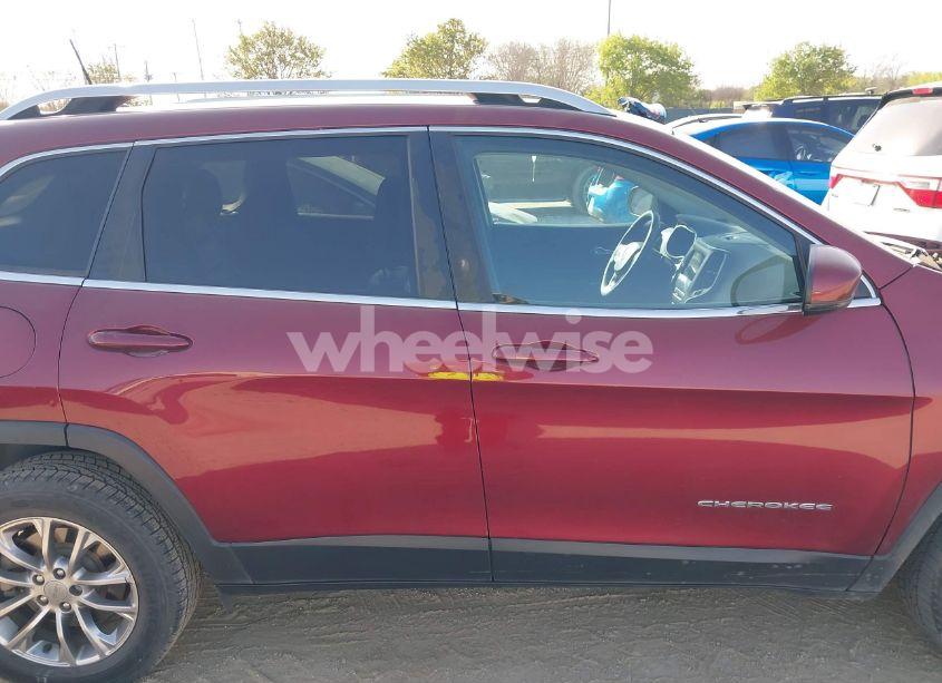 Photo 14 of 2019 Jeep Cherokee LATITUDE PLUS FWD (VIN 1C4PJLLXXKD120325)
