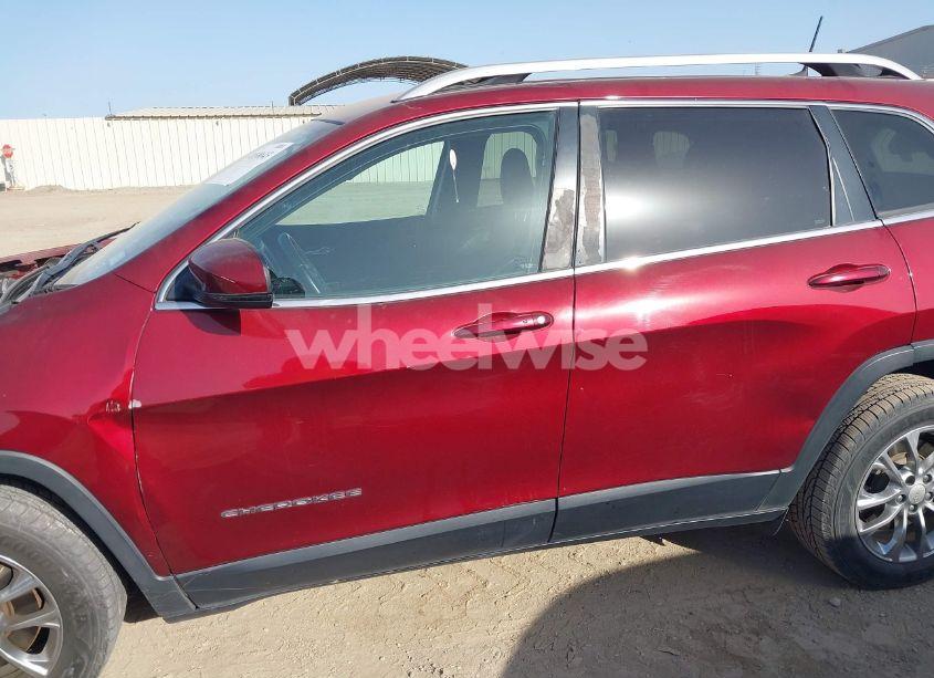 Photo 15 of 2019 Jeep Cherokee LATITUDE PLUS FWD (VIN 1C4PJLLXXKD120325)