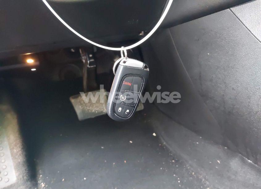 Photo 11 of 2020 Jeep Cherokee LATITUDE LUX FWD (VIN 1C4PJLLXXLD629672)