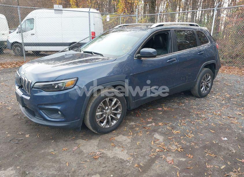 Photo 2 of 2020 Jeep Cherokee LATITUDE LUX FWD (VIN 1C4PJLLXXLD629672)