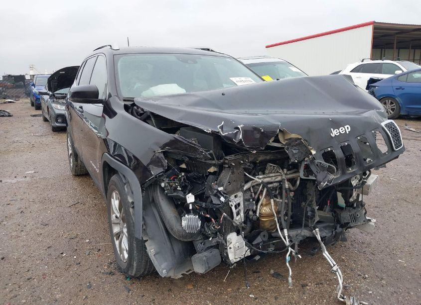 2021 Jeep Cherokee LATITUDE LUX FWD (VIN 1C4PJLMX0MD160365) main photo