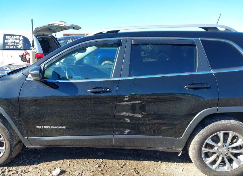 Photo 15 of 2021 Jeep Cherokee LATITUDE LUX FWD (VIN 1C4PJLMX0MD251202)